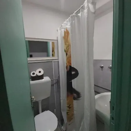 Porta 10 Serta